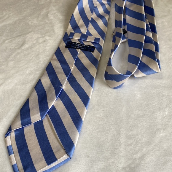 Luciano Gatti Men’s 100% Silk Tie - Picture 3 of 5